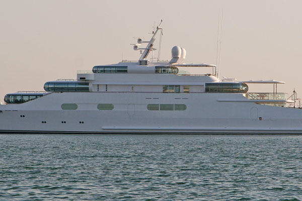 katana yacht